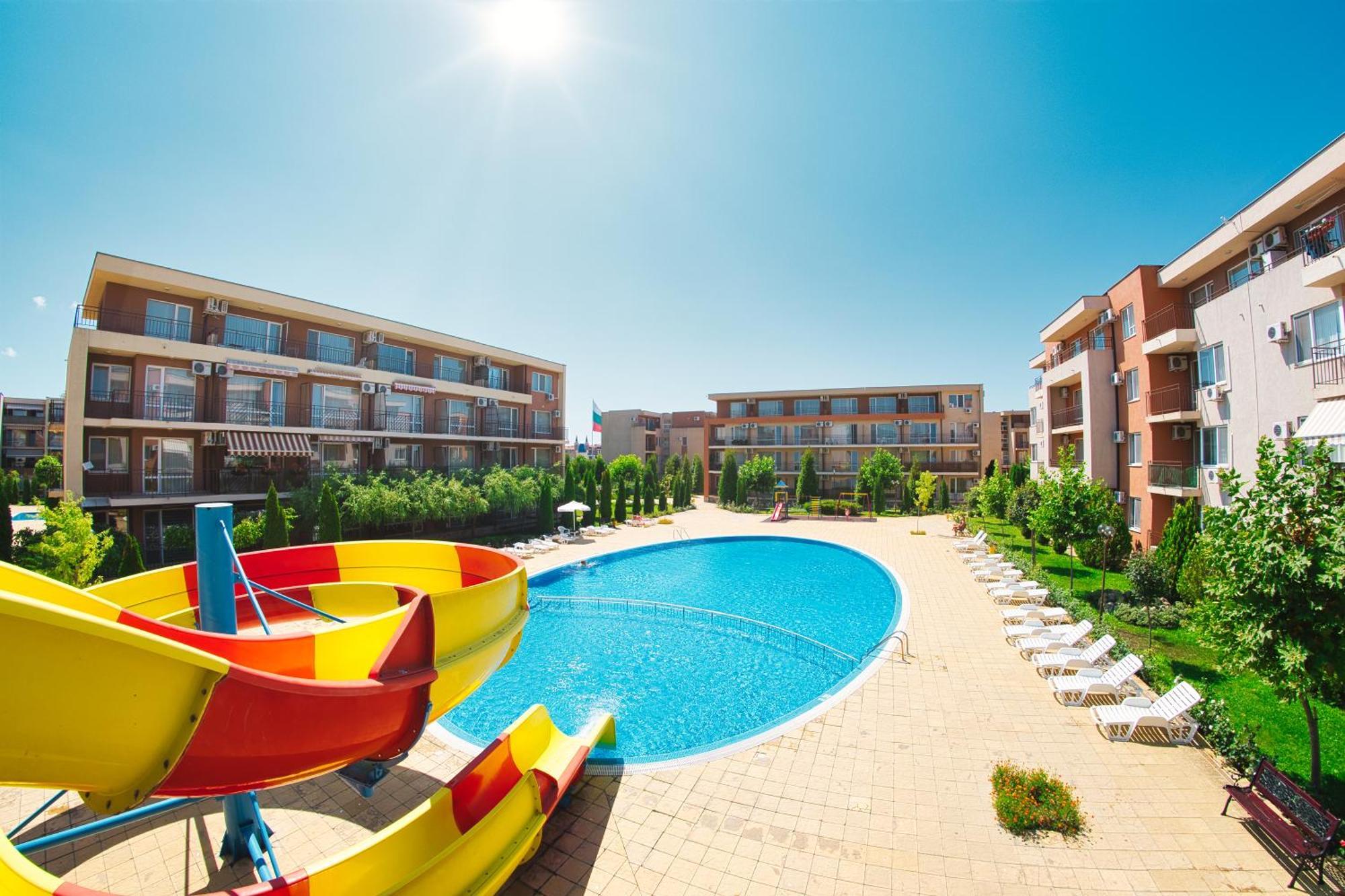 Holiday Garden Resort Slantschew brjag Exterior foto